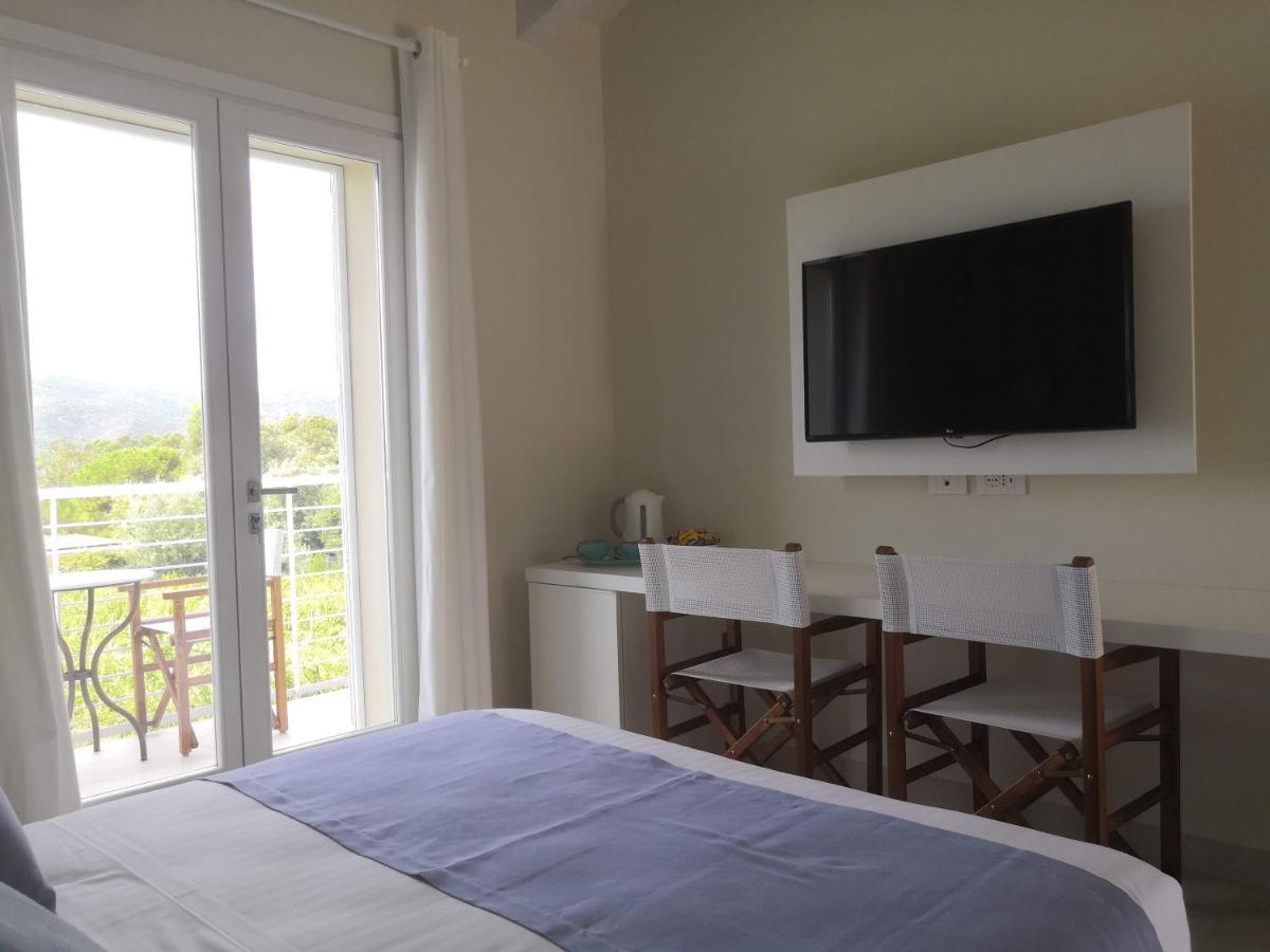 Stile Libero B&B Лакона Екстериор снимка